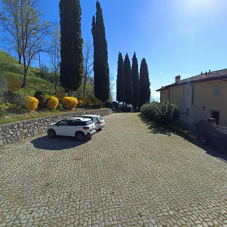 Casa Di Beppa * Gardone Riviera